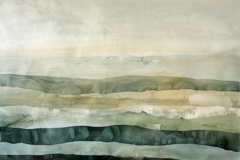 Misty Horizons in Muted Layers