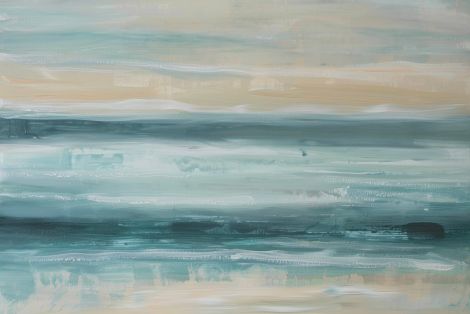 Tranquil Tides at Coastal Horizon
